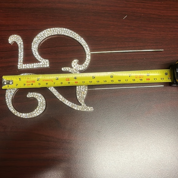 Rhinestone cake topper - Picture 6 of 6
